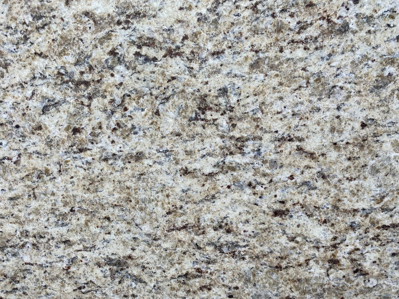 Giallo ornamental
